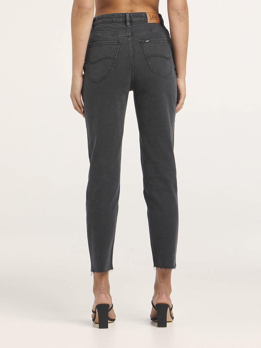 lee high mom slim fit jeans